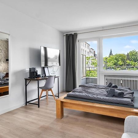 Apartment 1, Direkt Am Bahnhof Aachen Exterior foto